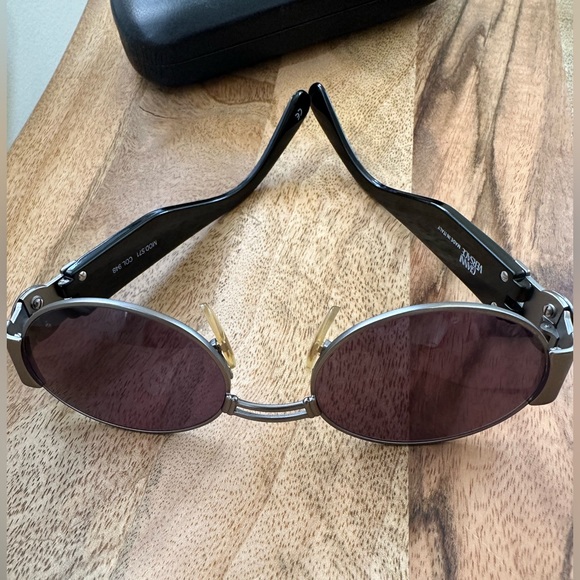 Gianni Versace Sunglasses MOD S71 COL 948 - Picture 3 of 16